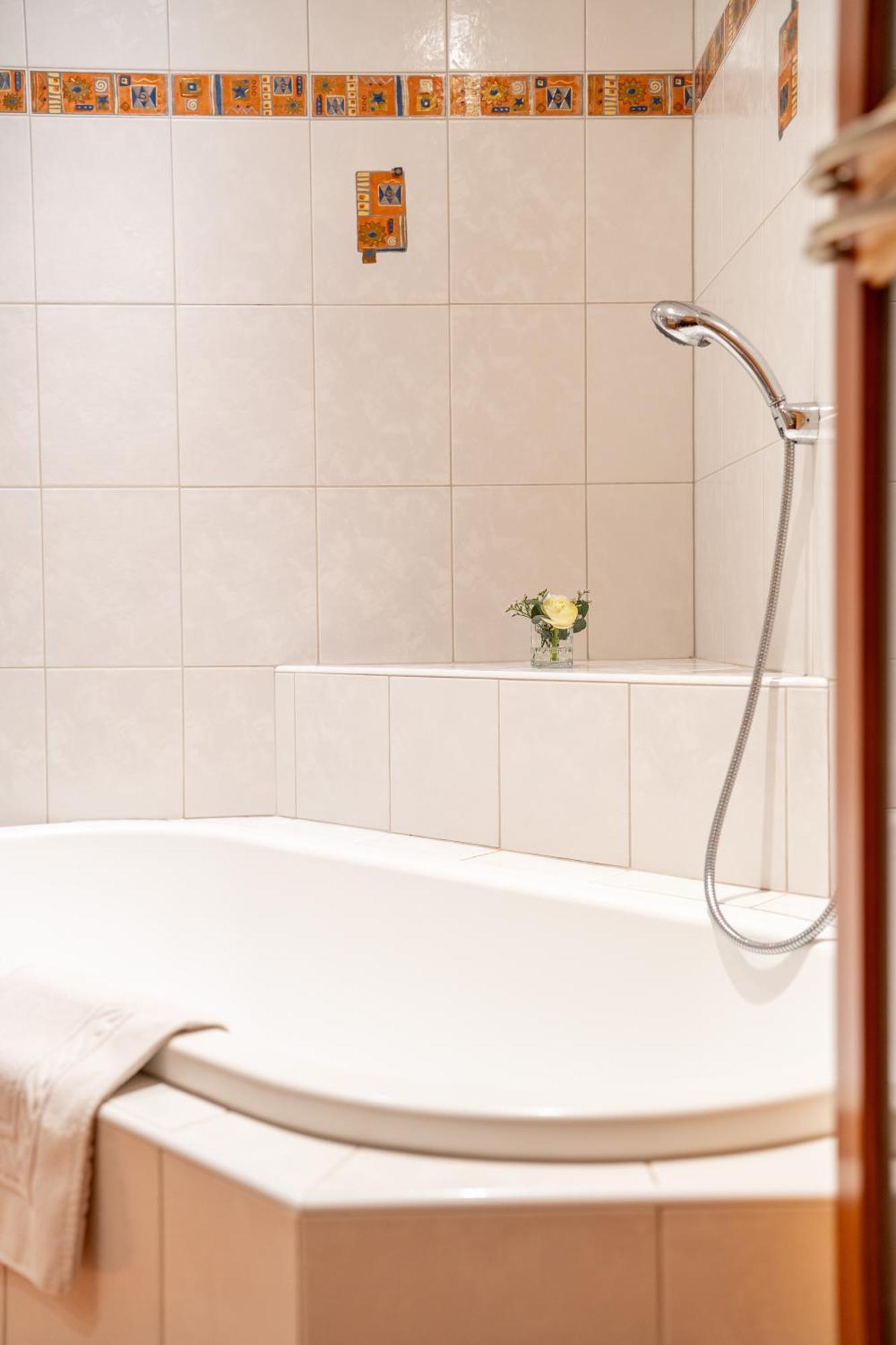 בראנד Hotel Garni Madrisa מראה חיצוני תמונה