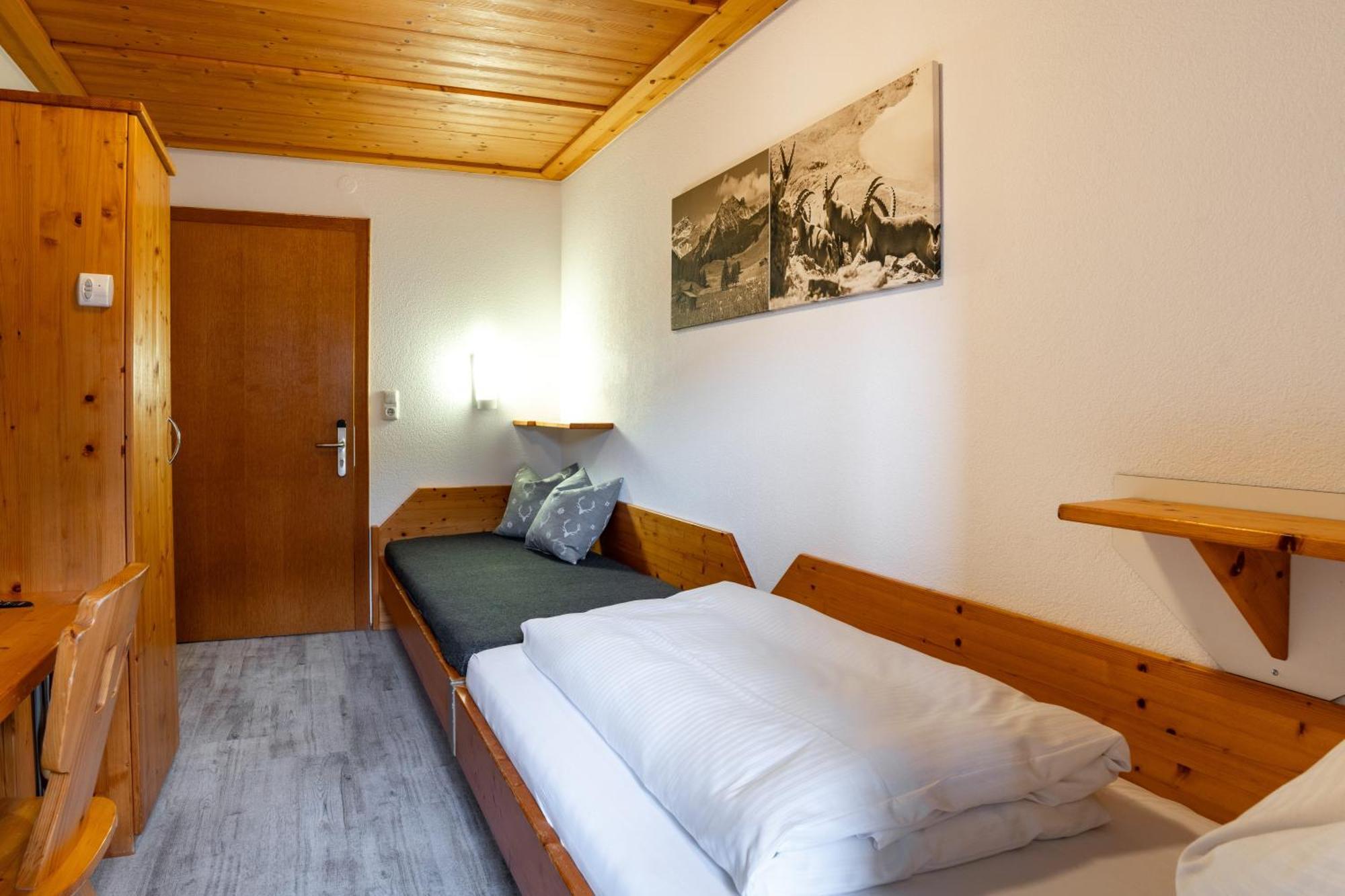 בראנד Hotel Garni Madrisa מראה חיצוני תמונה