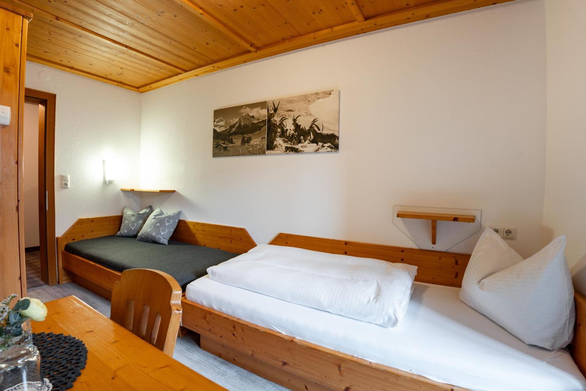 בראנד Hotel Garni Madrisa מראה חיצוני תמונה